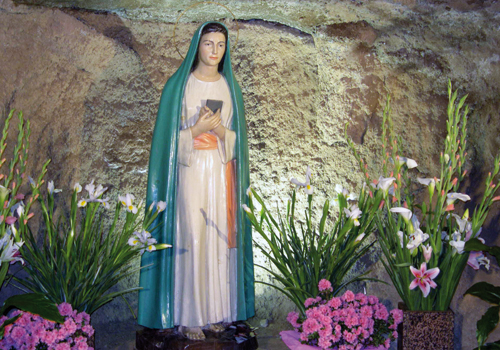 La Vergine Della Rivelazione Alle Tre Fontane Missionarie Della 