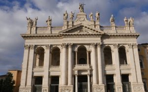 San Giovanni feature